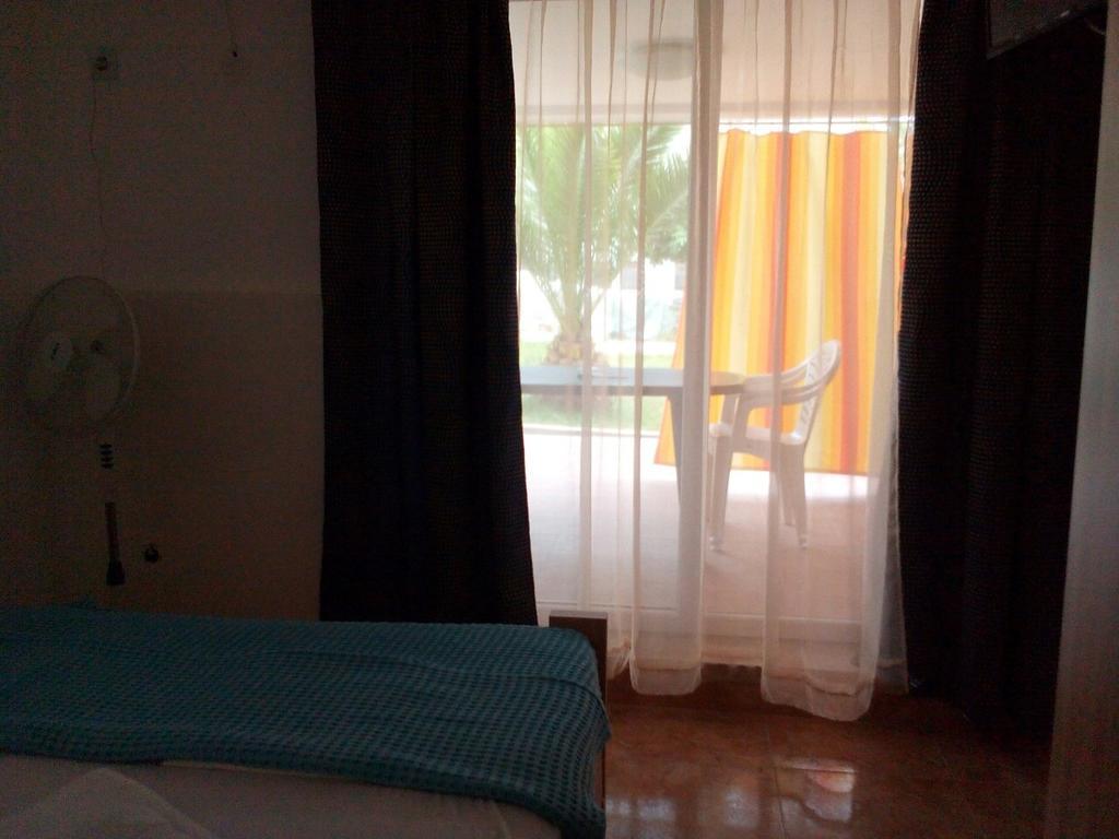 Apartments Idolga Bar Cameră foto