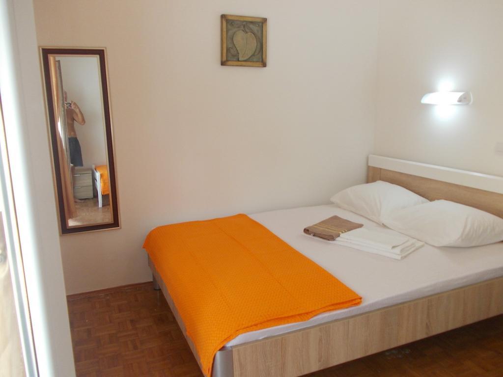 Apartments Idolga Bar Cameră foto